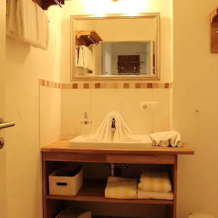 Ferienwohnung-Adriana * Γκάρμις-Παρτενκίρχεν